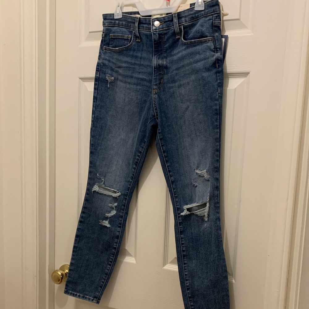 Universal Thread Distressed Blue Skinny Jeans